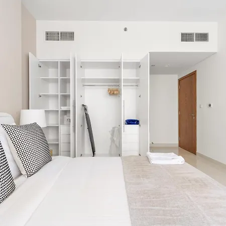 Ferienwohnung Silkhaus Modern 2 Bdr Near Reem Mall Abu Dhabi Exterior foto