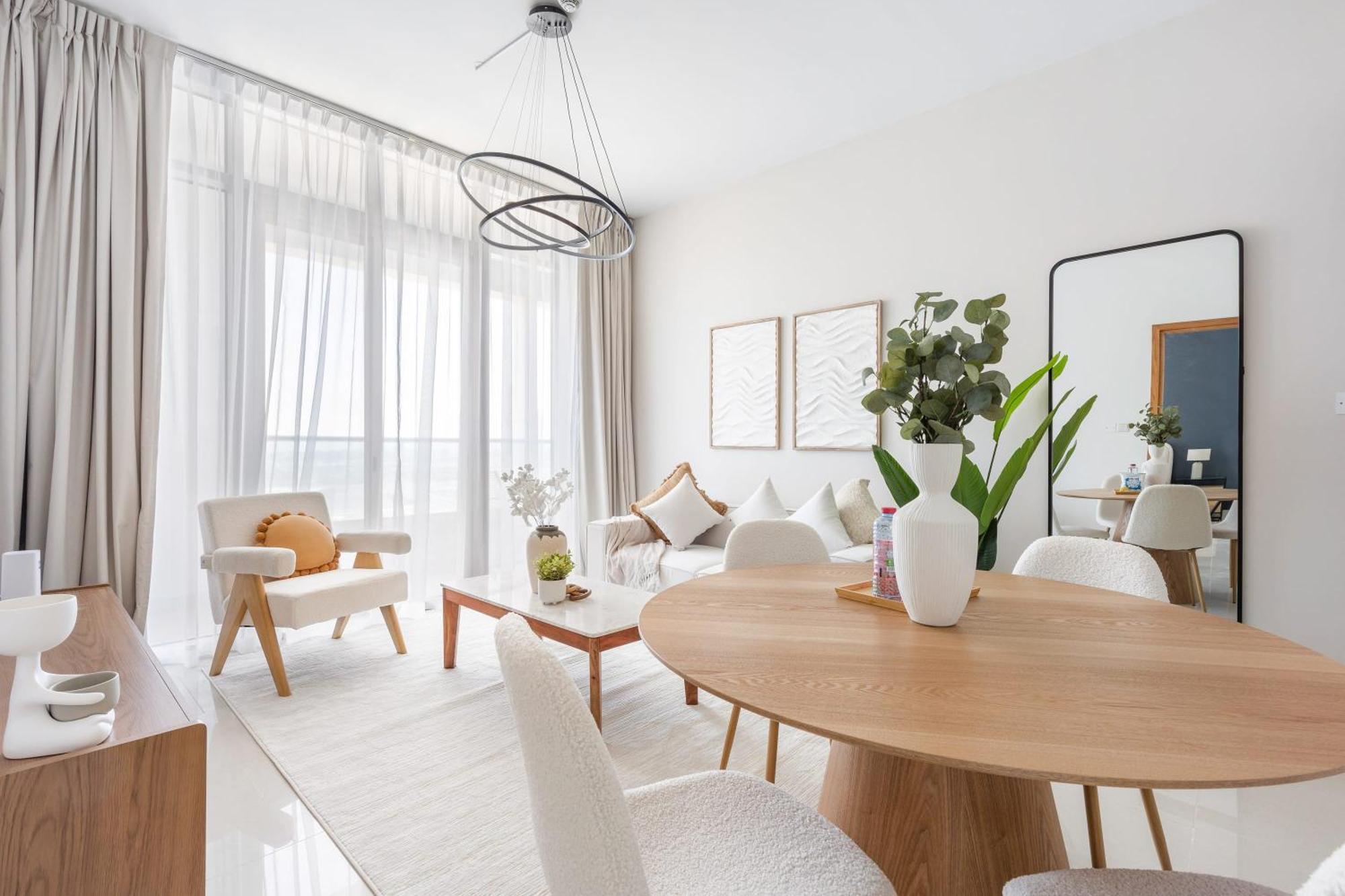 Appartamento Silkhaus Modern 2 Bdr Near Reem Mall